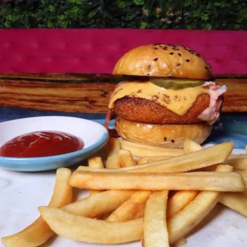 Distinto Restaurant - hamburguesas