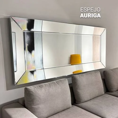 Grupo Ferrara - Espejos