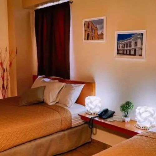 Hotel La Pequeña Valencia
